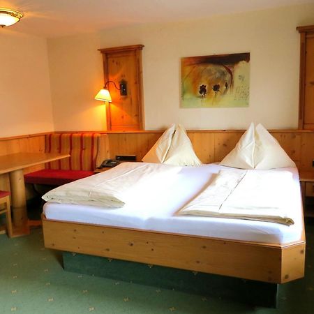Hotel Roesslwirt Κίρχμπεργκ ιν Τιρόλ Εξωτερικό φωτογραφία