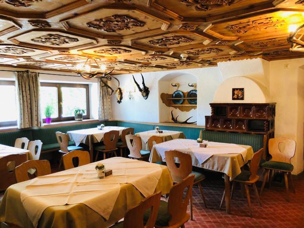Hotel Roesslwirt Κίρχμπεργκ ιν Τιρόλ Εξωτερικό φωτογραφία