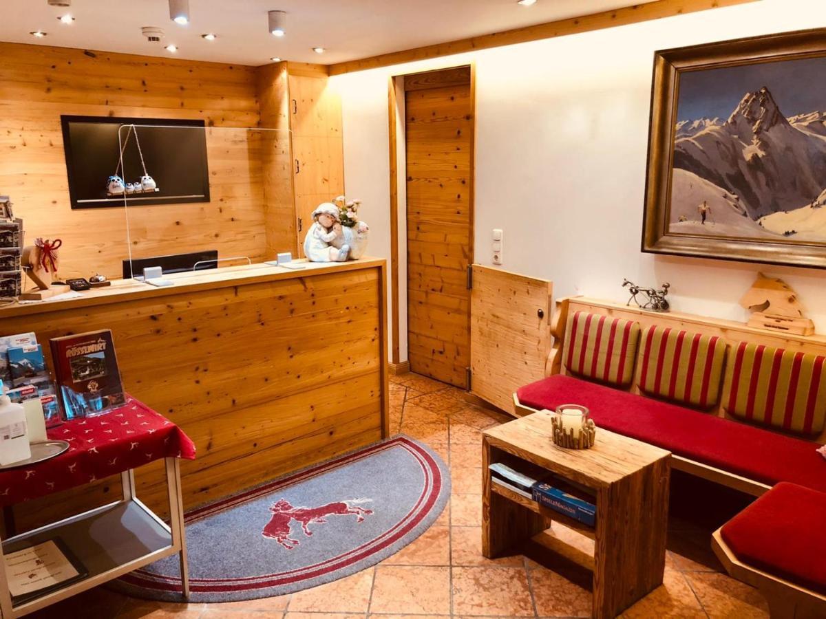 Hotel Roesslwirt Κίρχμπεργκ ιν Τιρόλ Εξωτερικό φωτογραφία